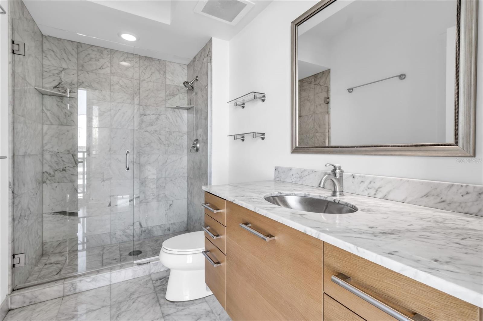 1350 MAIN RESIDENTIAL - Residential