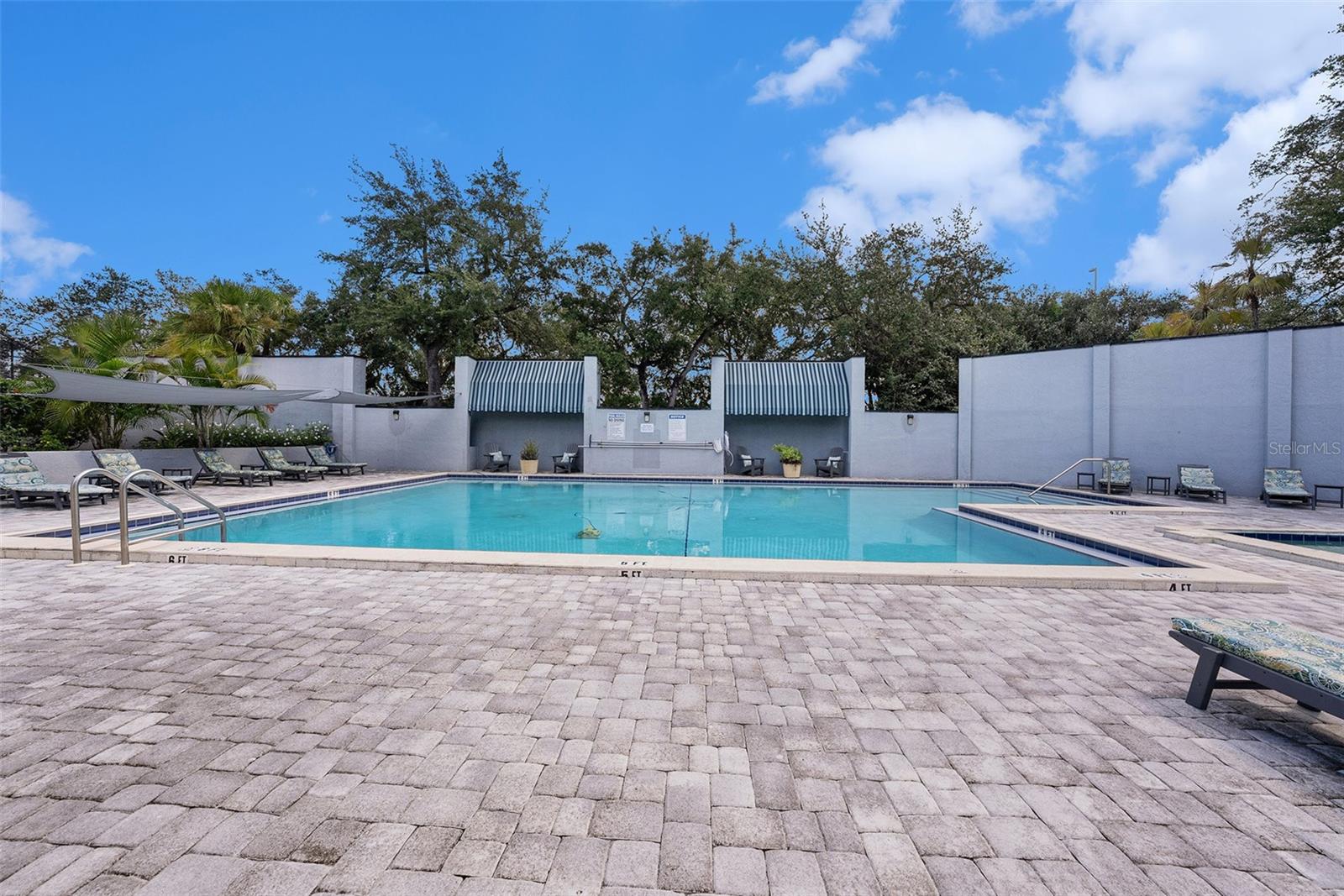 201 W LAUREL STREET 504B