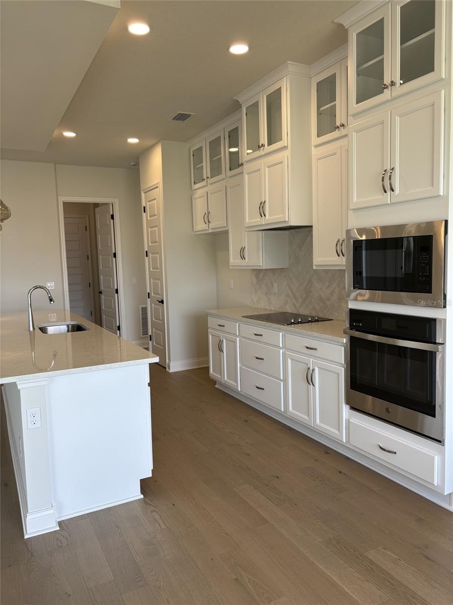 1662 LAKE RESERVE DRIVE