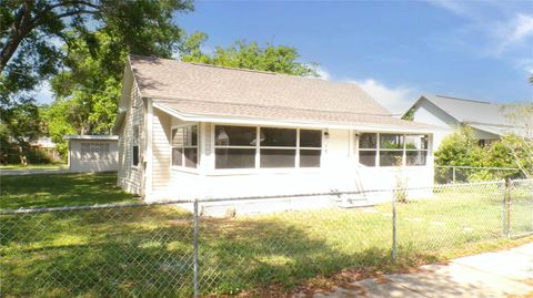 A home in MULBERRY