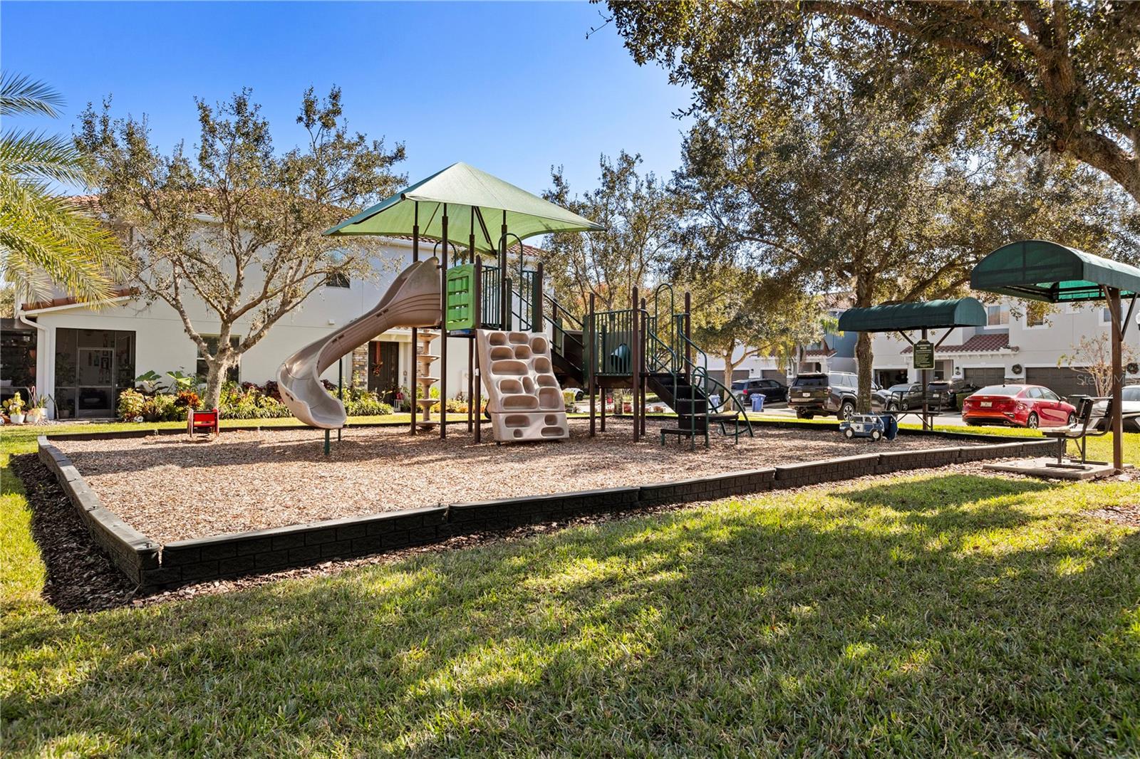 ISLES OF OVIEDO - Residential Lease