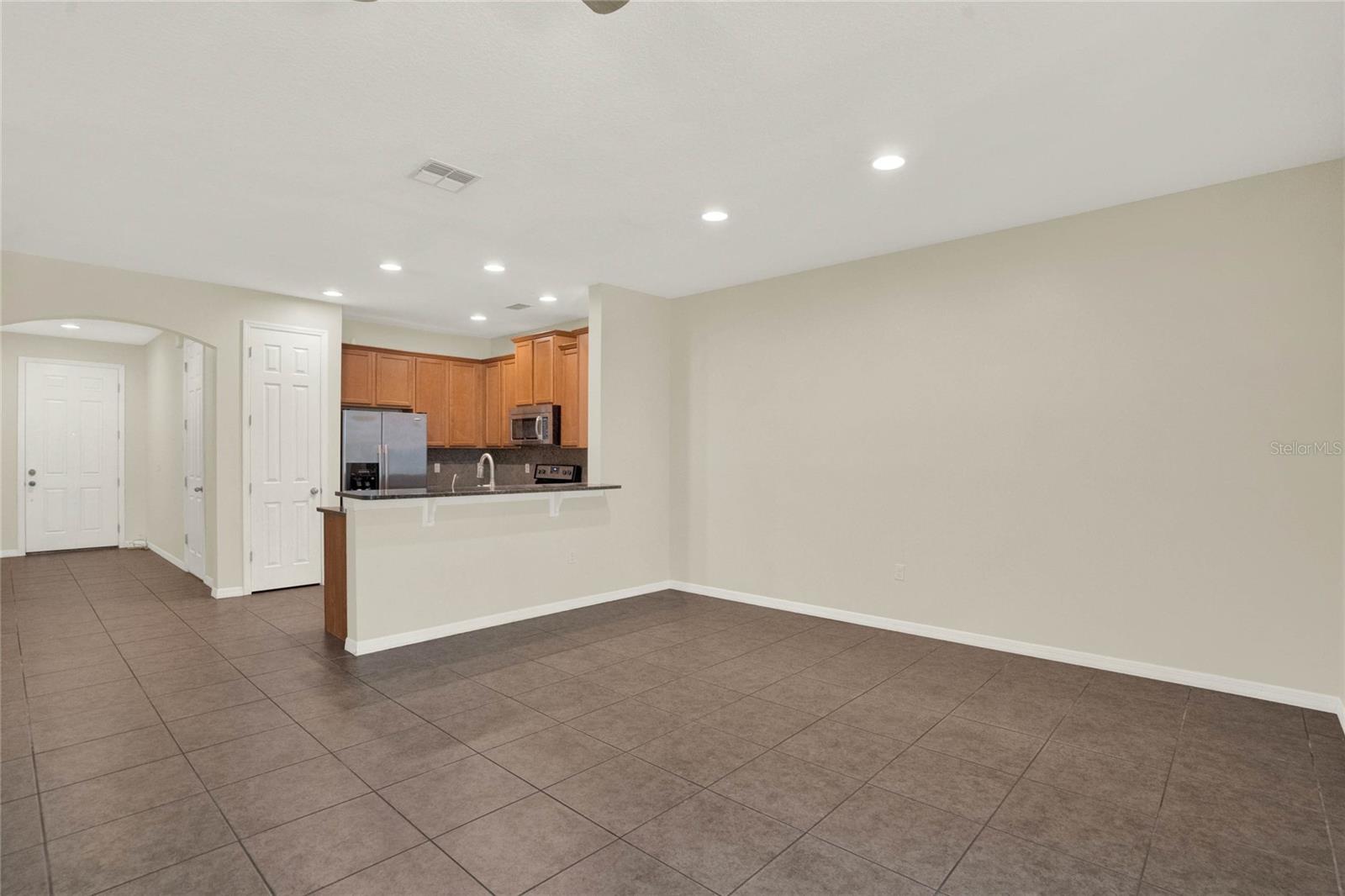 ISLES OF OVIEDO - Residential Lease