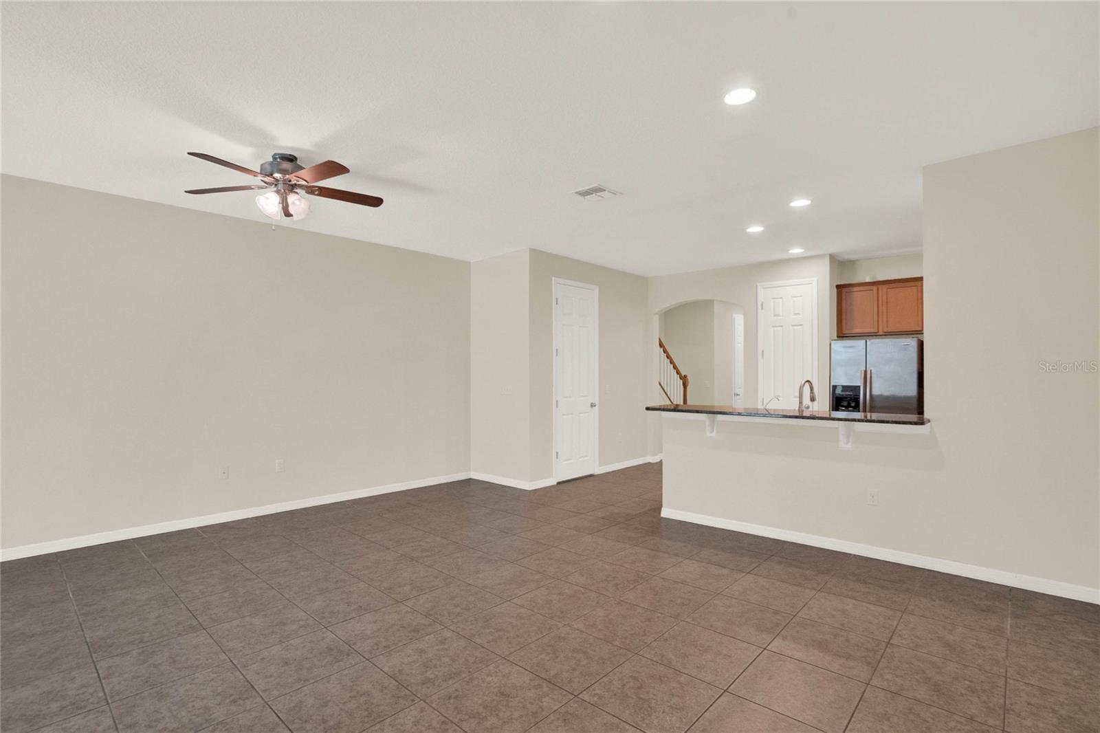 ISLES OF OVIEDO - Residential Lease