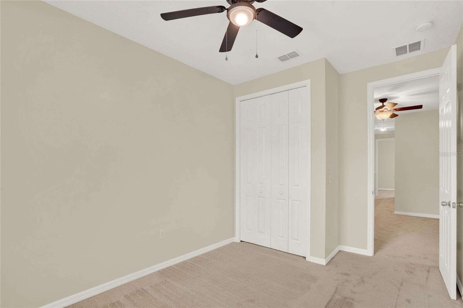 ISLES OF OVIEDO - Residential Lease