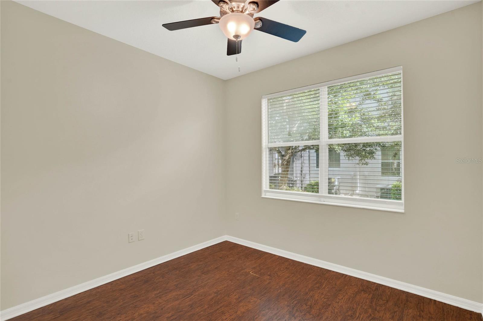 ISLES OF OVIEDO - Residential Lease