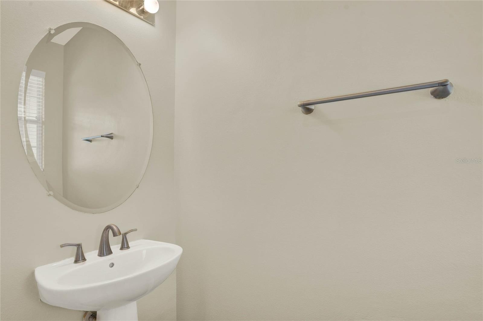 ISLES OF OVIEDO - Residential Lease