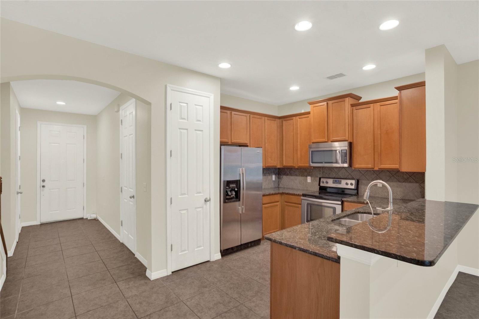 ISLES OF OVIEDO - Residential Lease