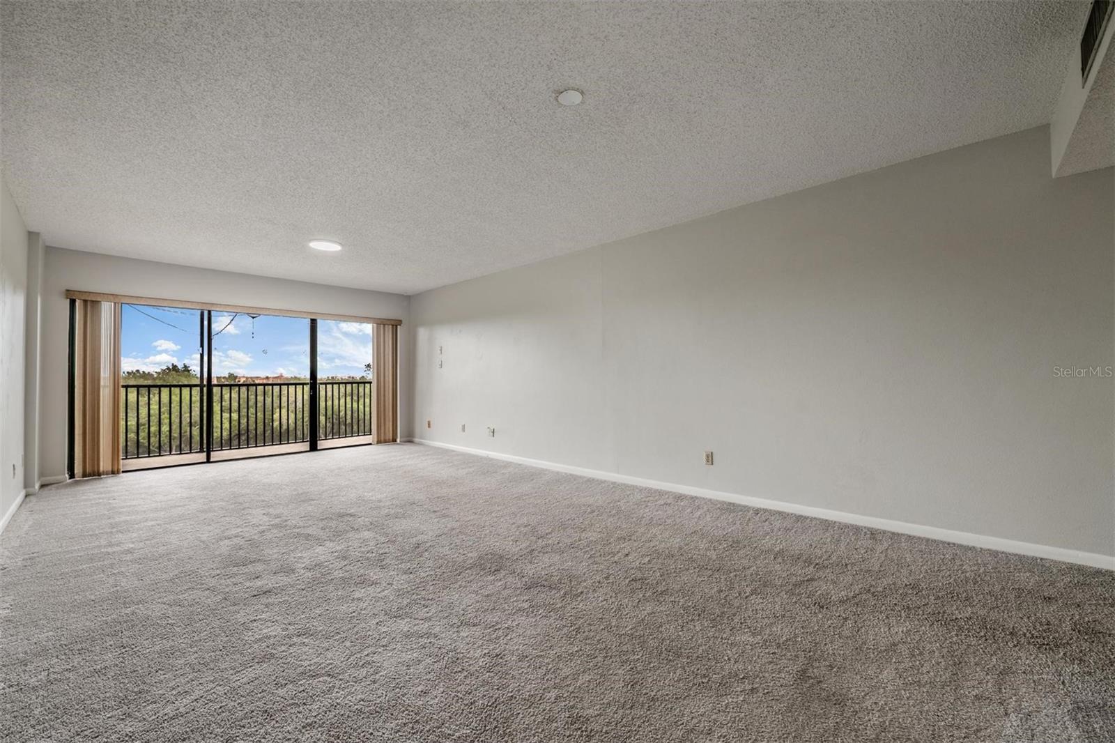 COVE CAY VILLAGE IV - Residential