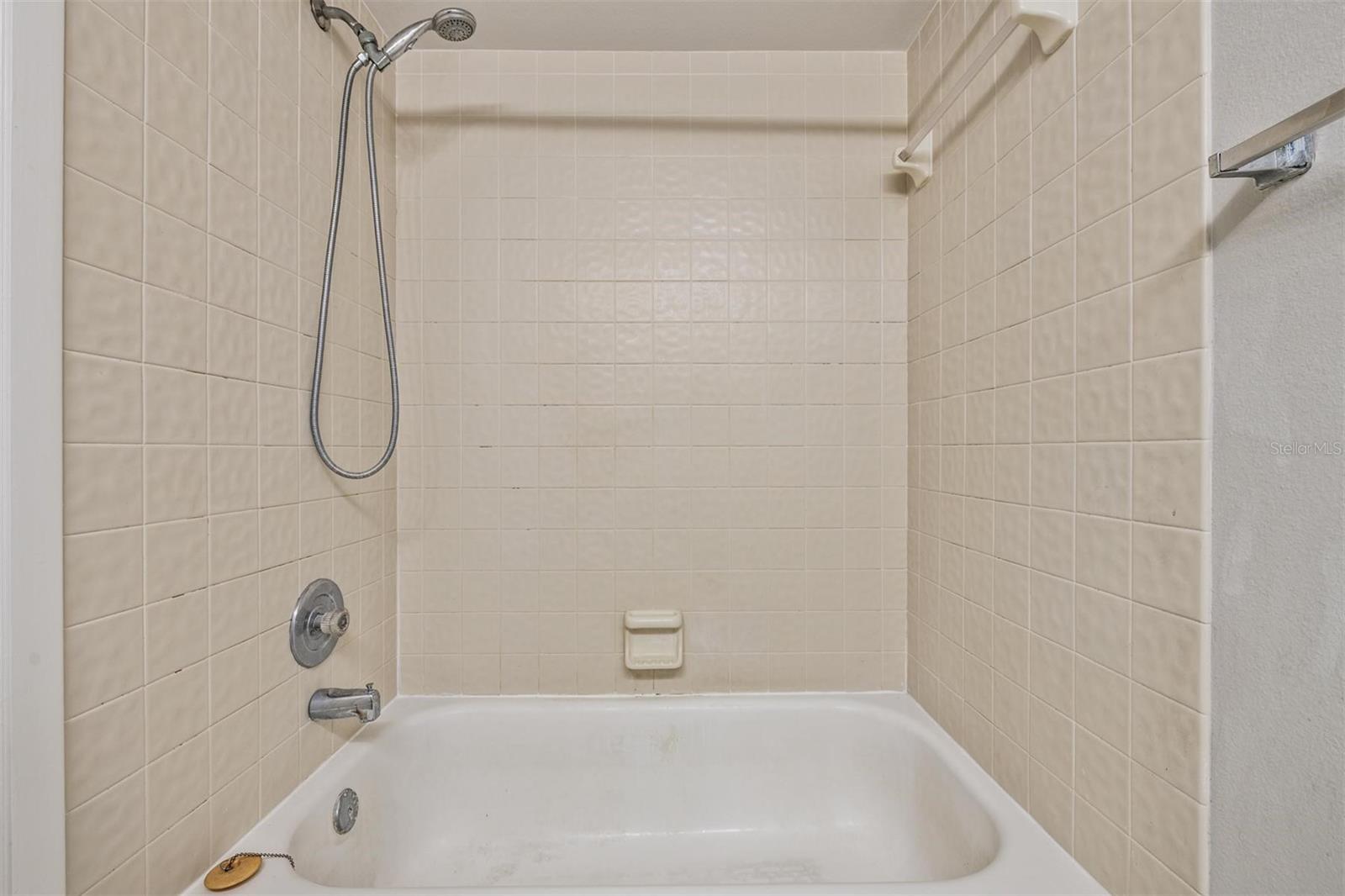 COVE CAY VILLAGE IV - Residential