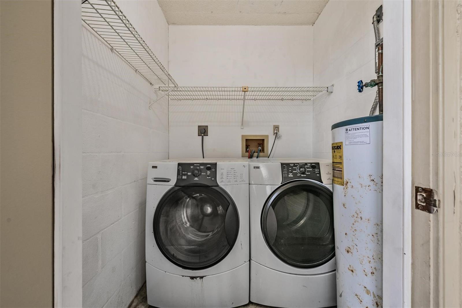 COVE CAY VILLAGE IV - Residential