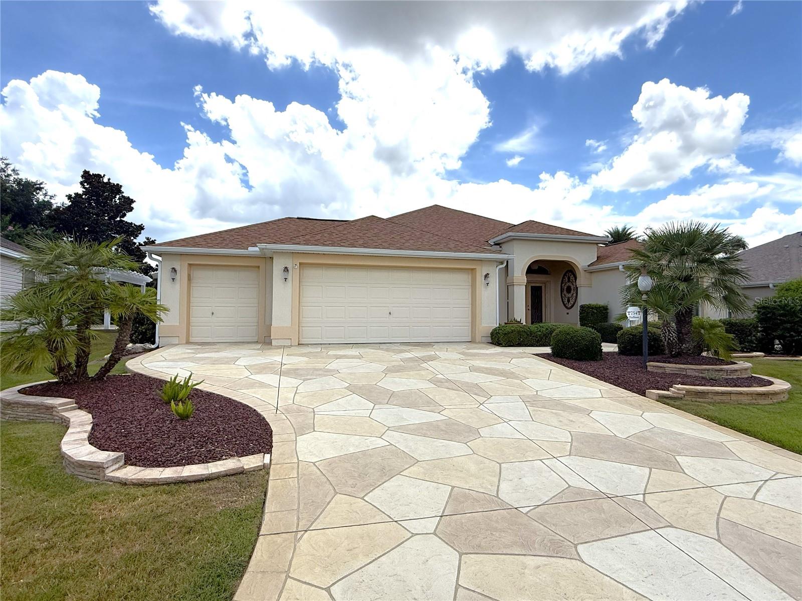 754 CHAPMAN LOOP
