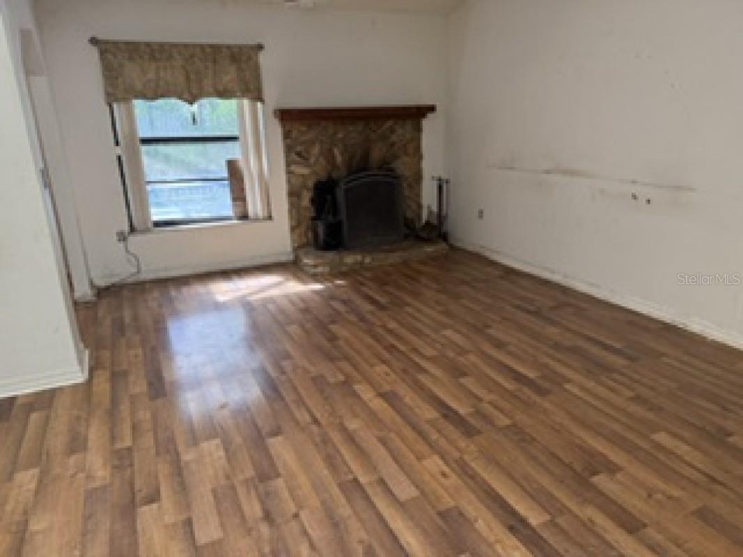 4686 GLEBE FARM ROAD
