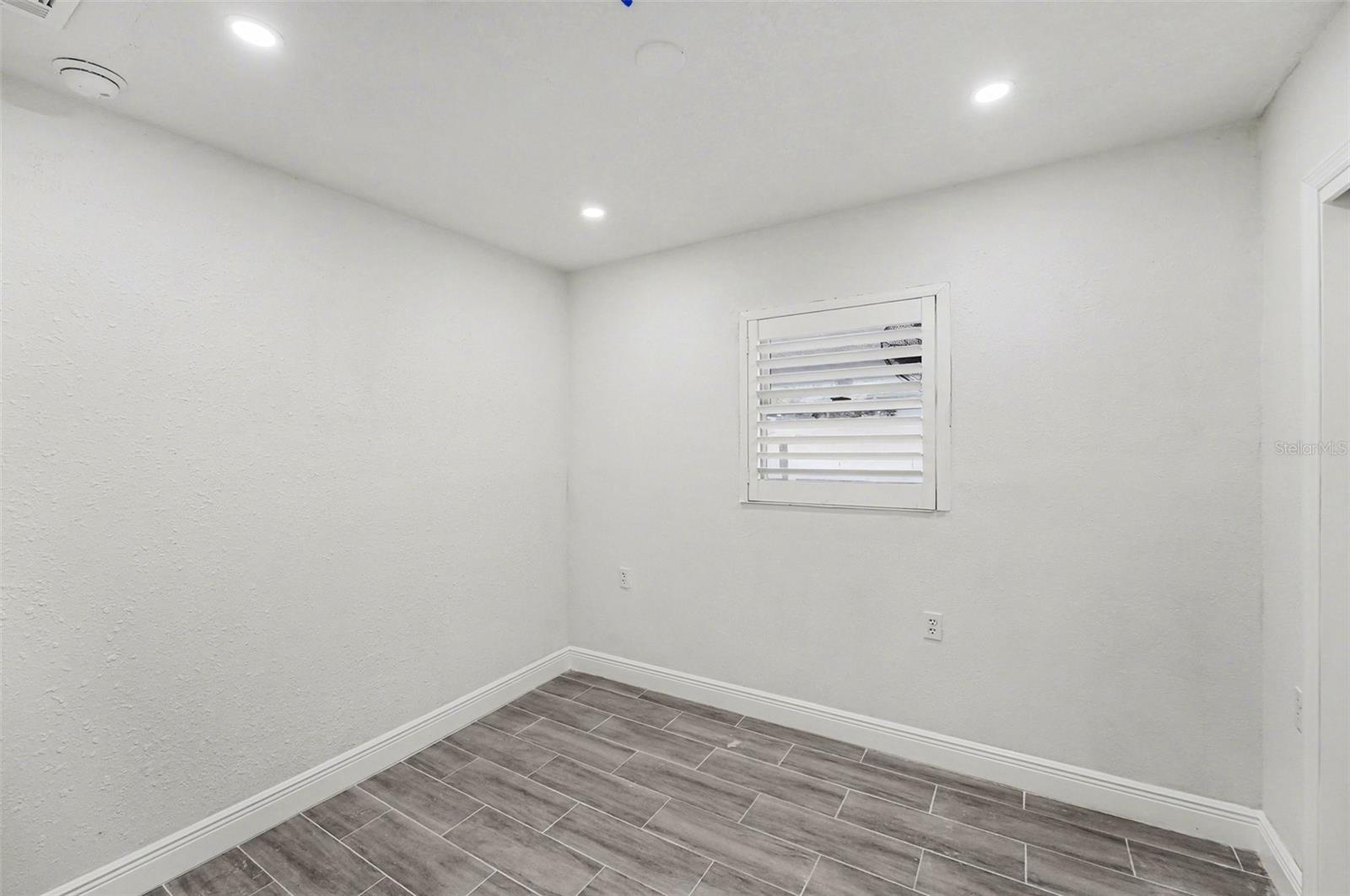 BEEKMANS J C SUB - Residential Lease