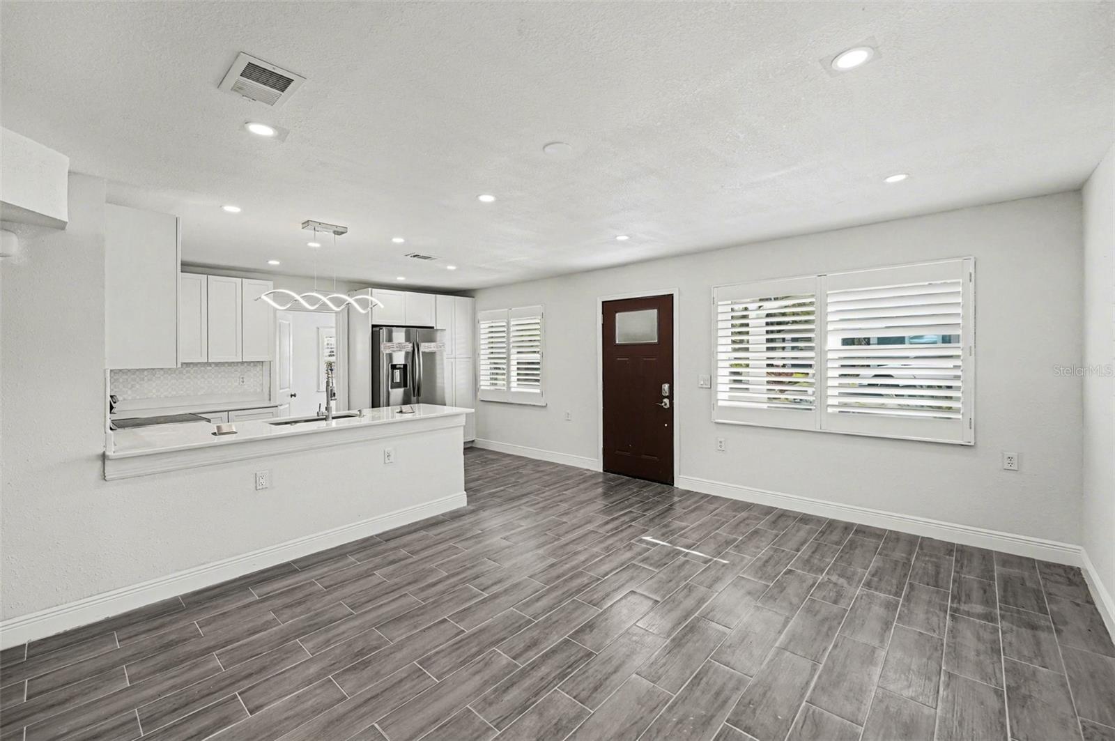 BEEKMANS J C SUB - Residential Lease