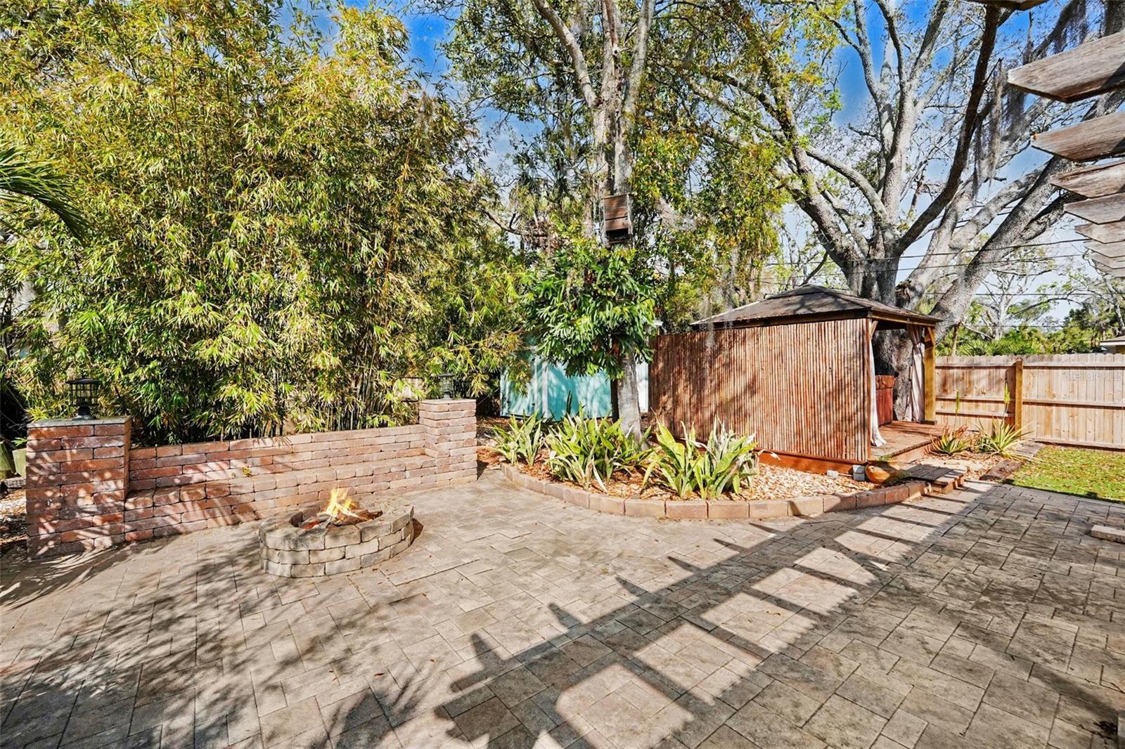 BEEKMANS J C SUB - Residential Lease