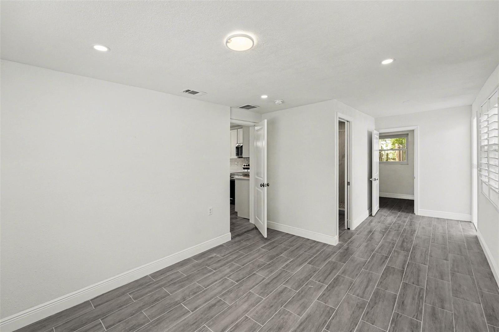 BEEKMANS J C SUB - Residential Lease