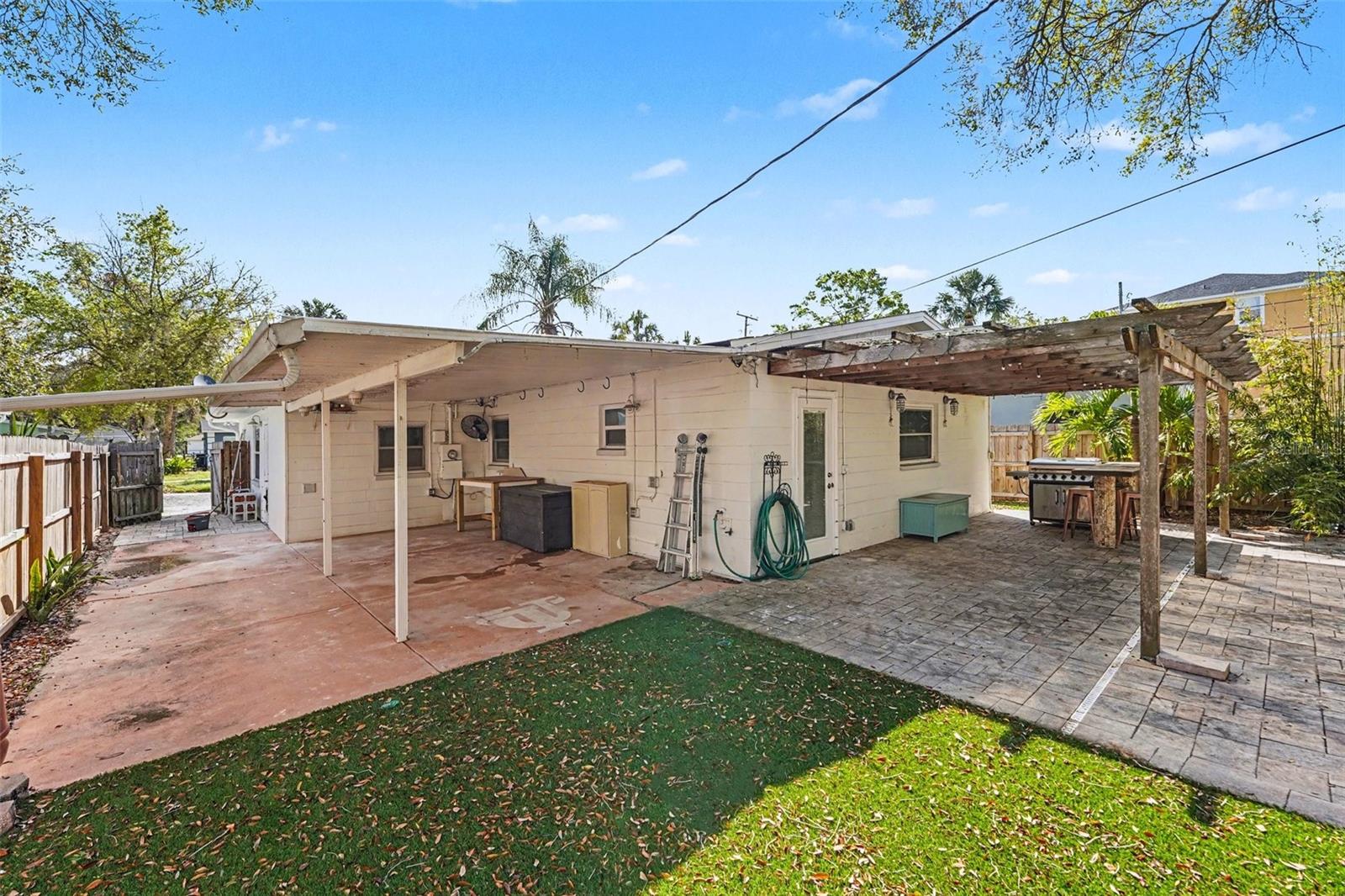 BEEKMANS J C SUB - Residential Lease