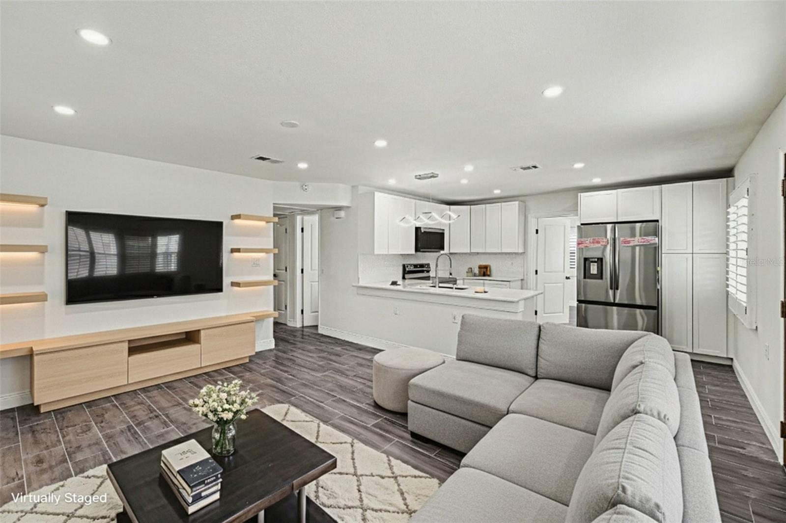 BEEKMANS J C SUB - Residential Lease