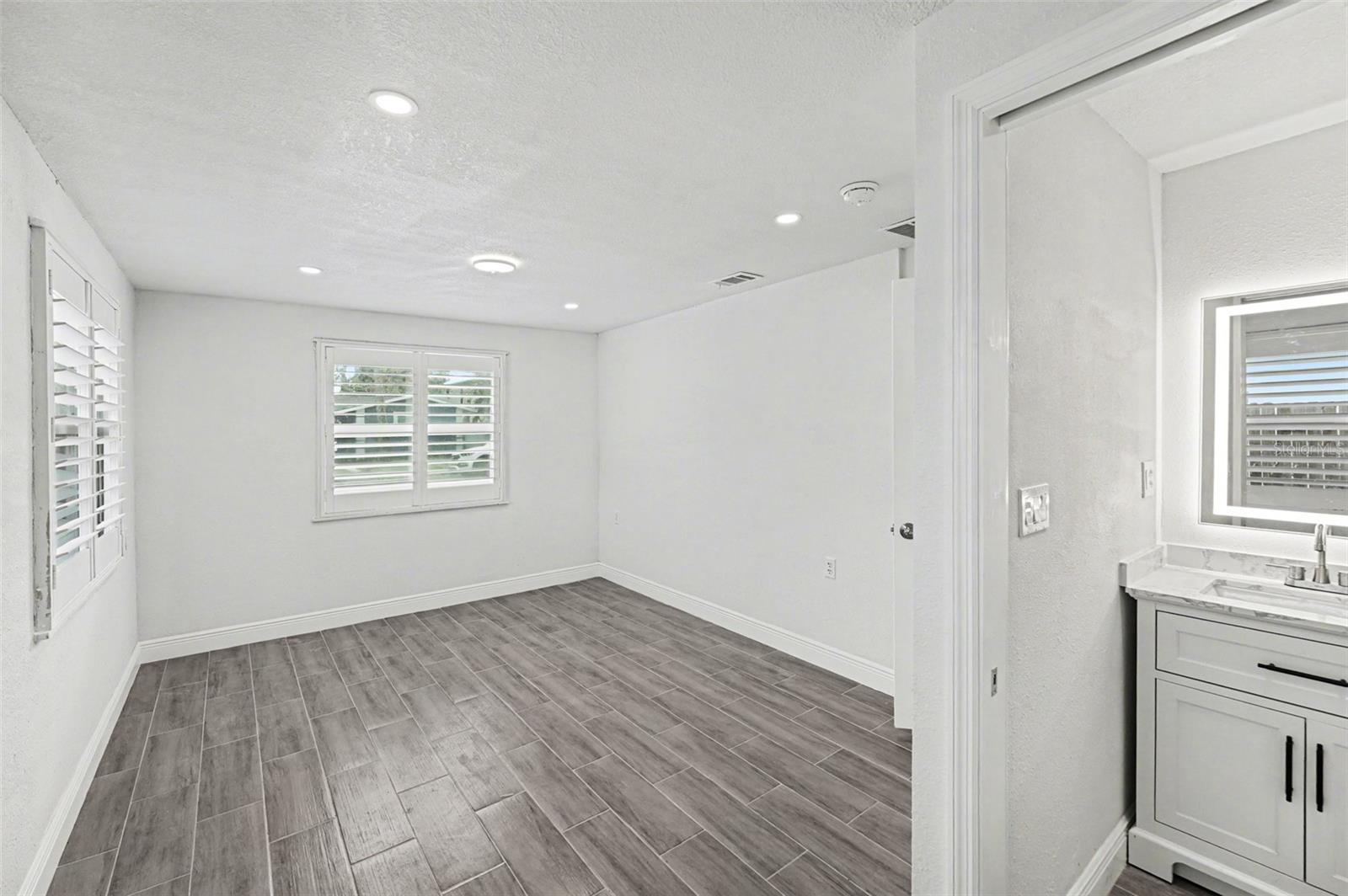 BEEKMANS J C SUB - Residential Lease