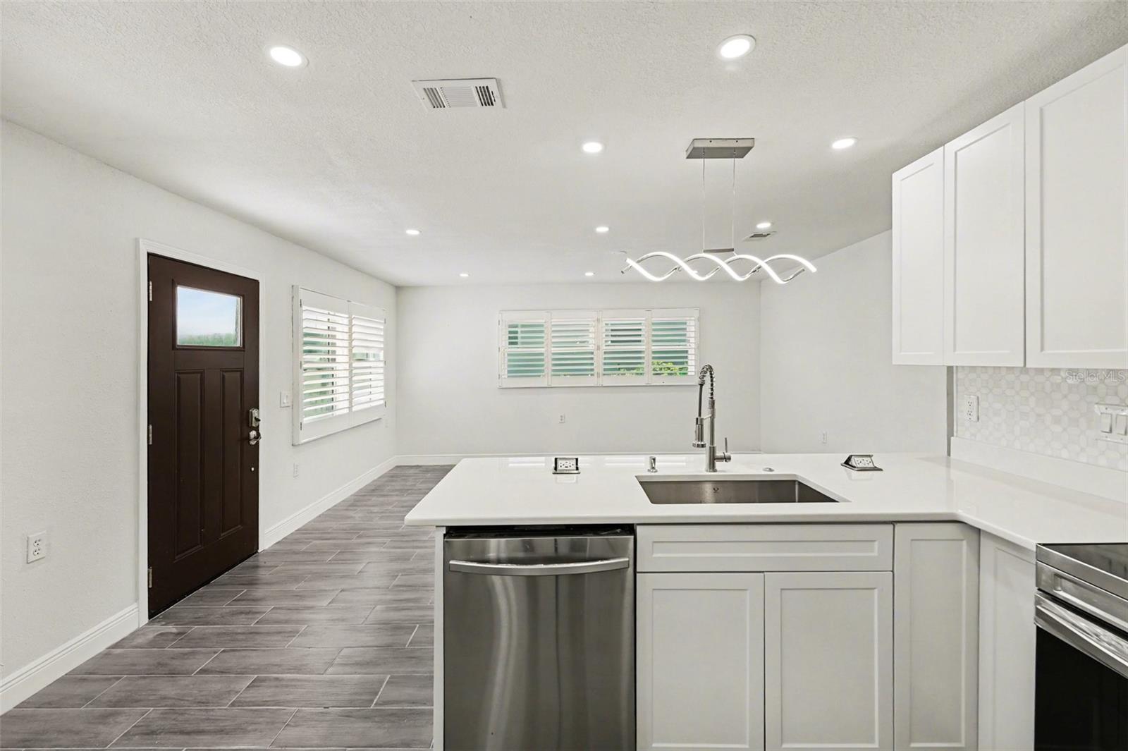 BEEKMANS J C SUB - Residential Lease