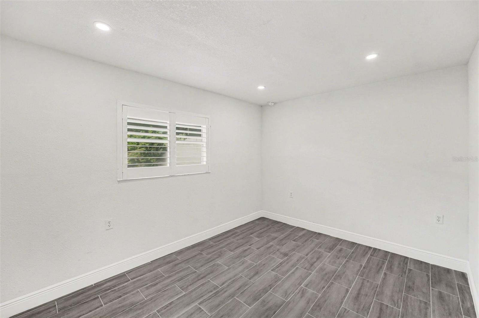 BEEKMANS J C SUB - Residential Lease