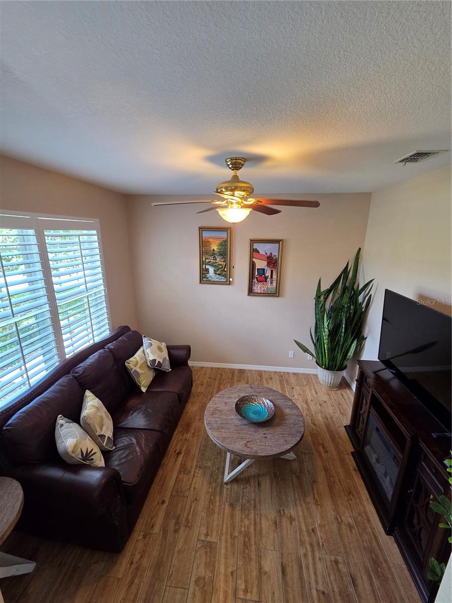 KING S GATE SEC 04 - Residential Lease