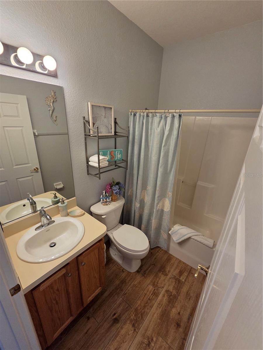 KING S GATE SEC 04 - Residential Lease