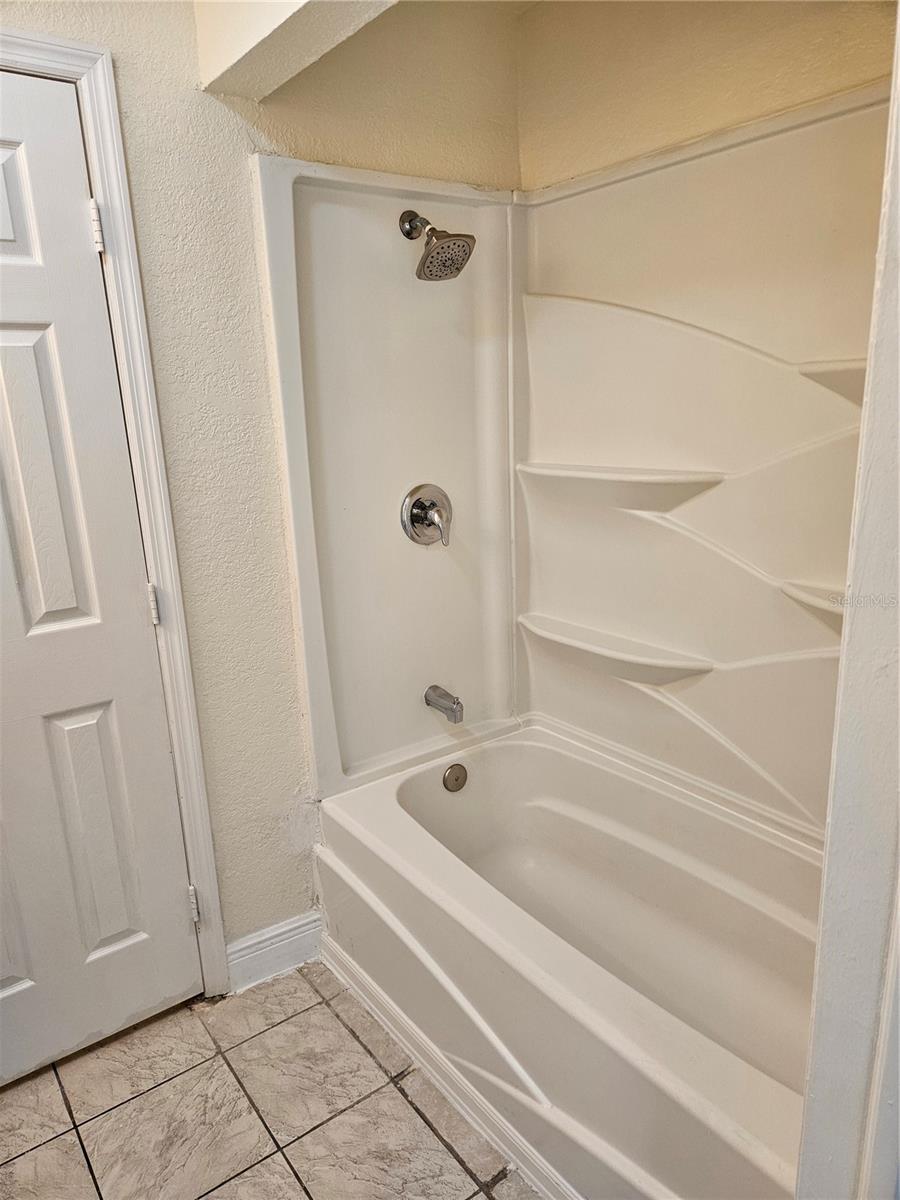 LEE BEL PARK - Residential Income