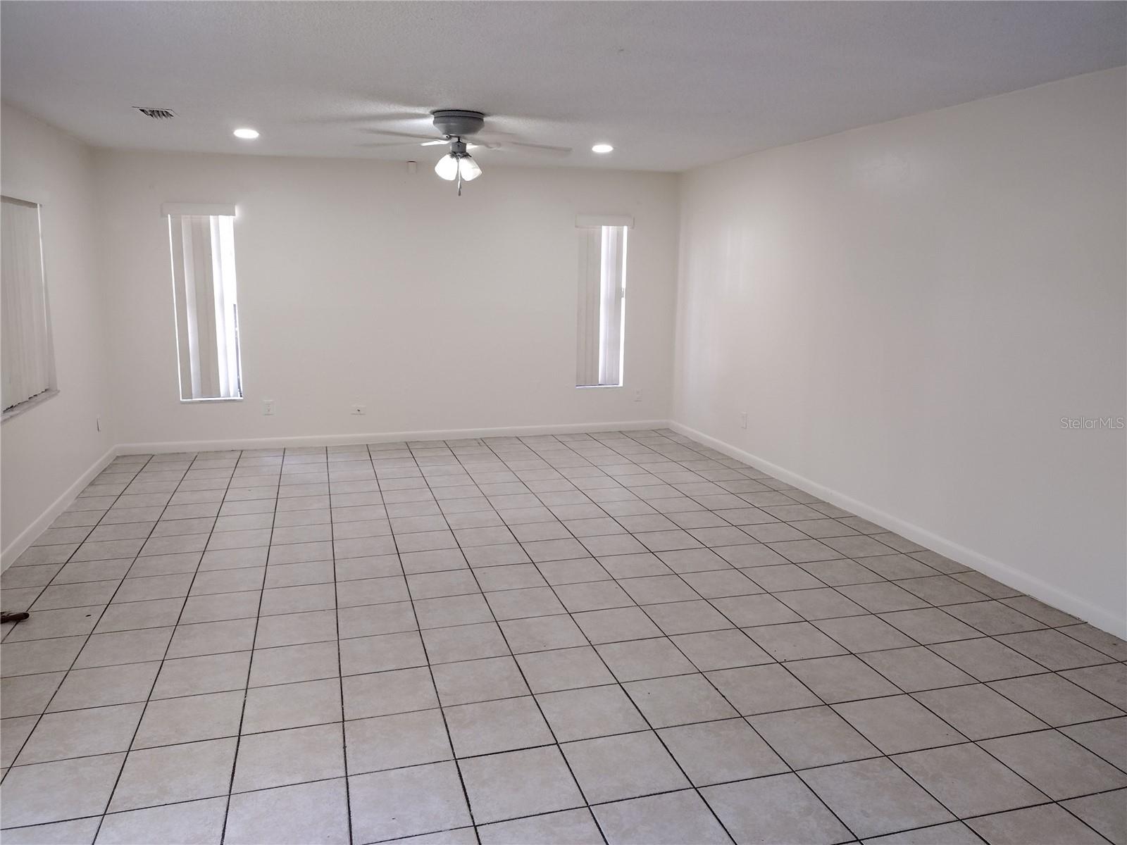 LEE BEL PARK - Residential Income