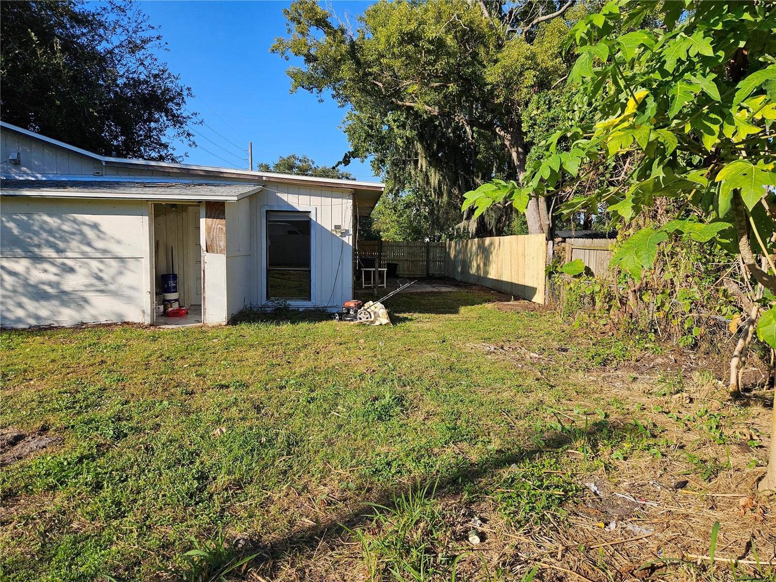 LEE BEL PARK - Residential Income