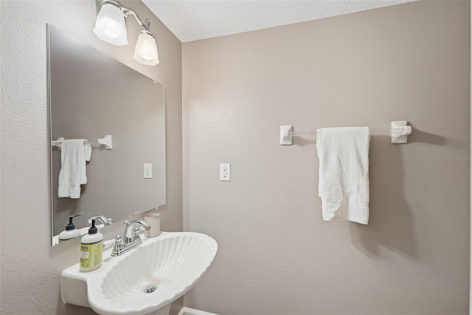 GLEN EAGLE UNIT 1 - Residential