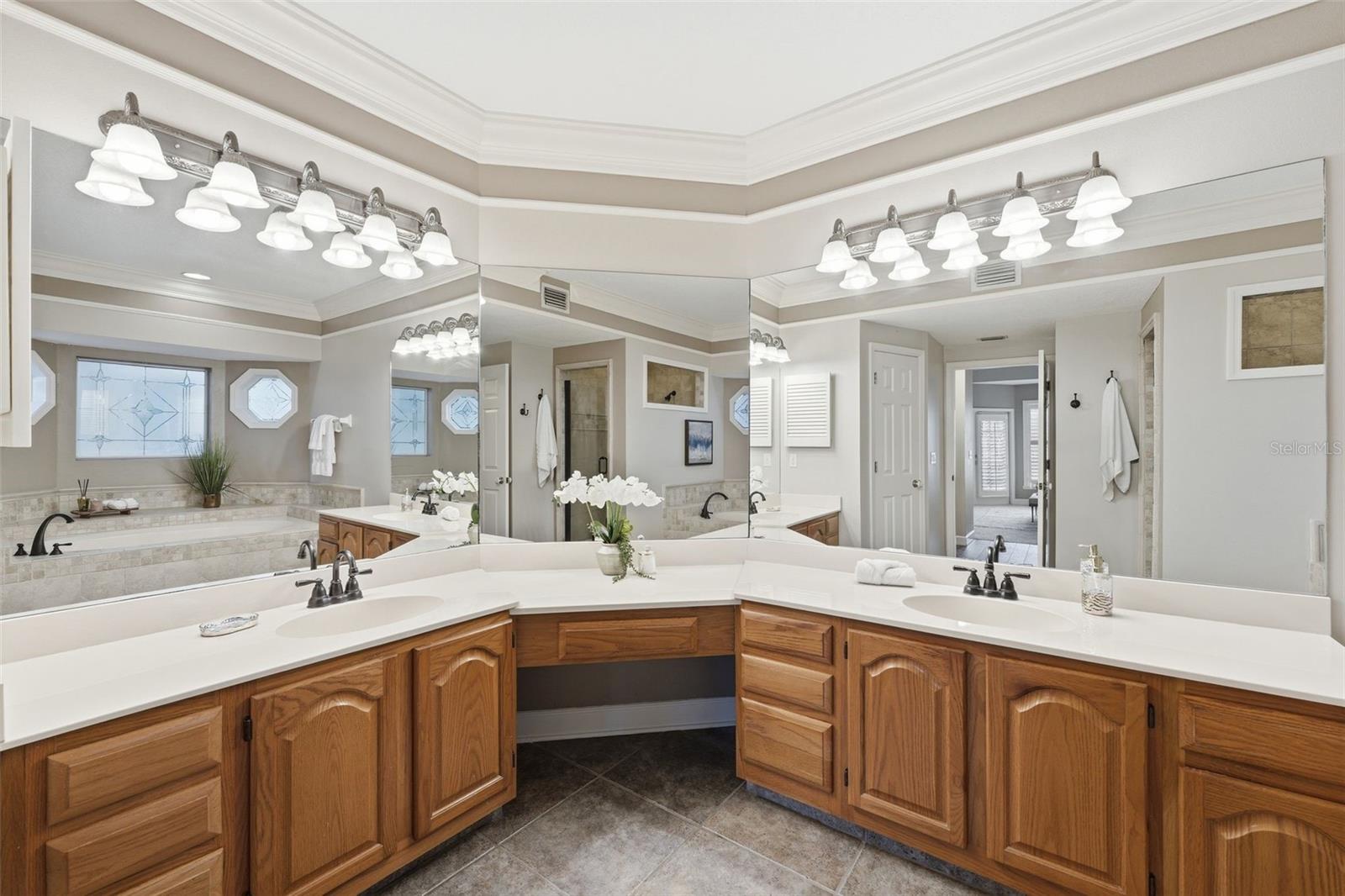 GLEN EAGLE UNIT 1 - Residential