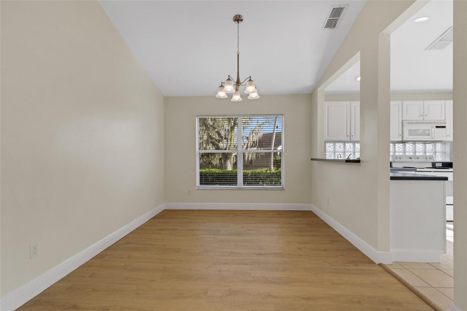 RIDGEWOOD POINTE - Residential