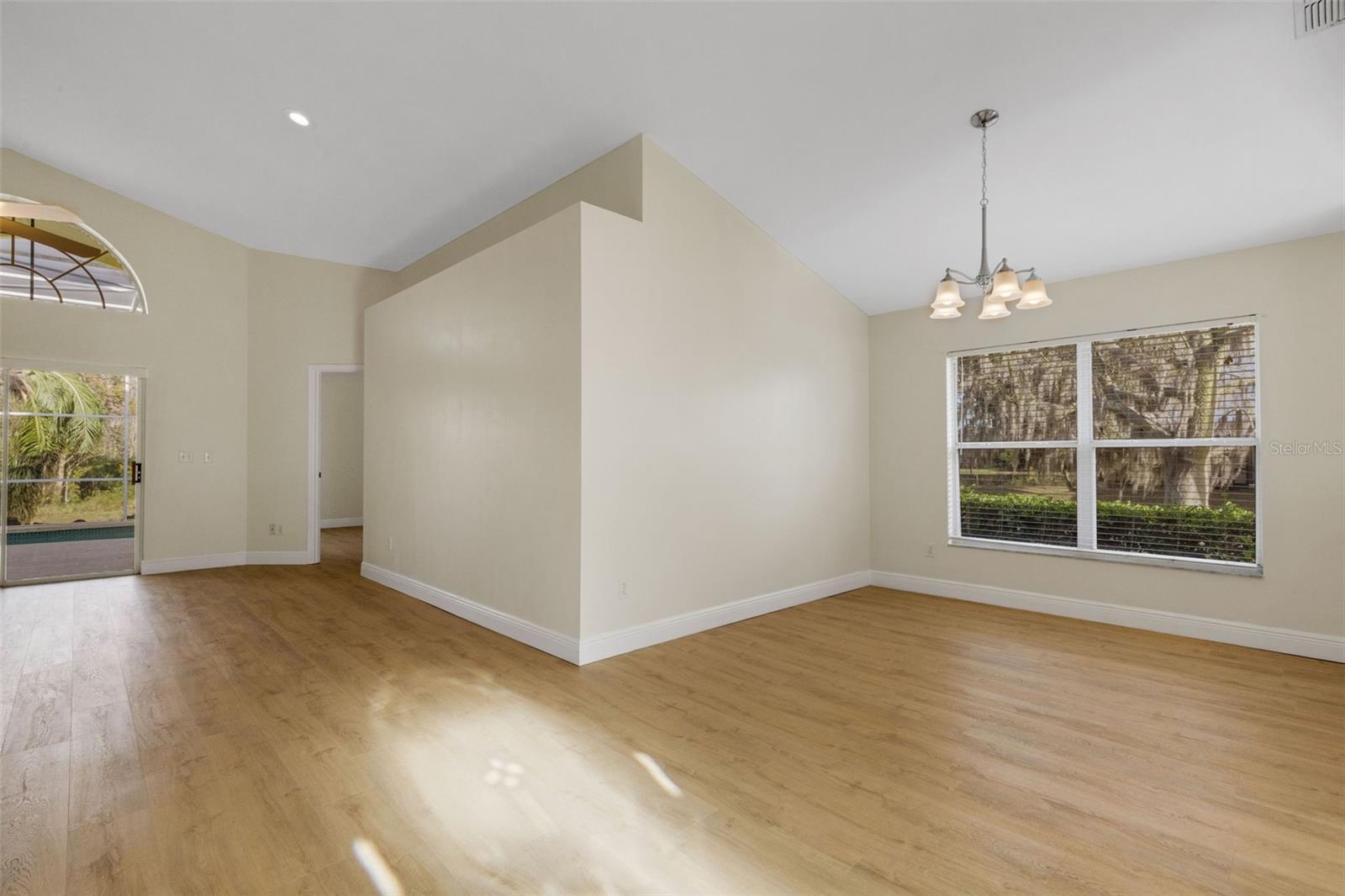 RIDGEWOOD POINTE - Residential