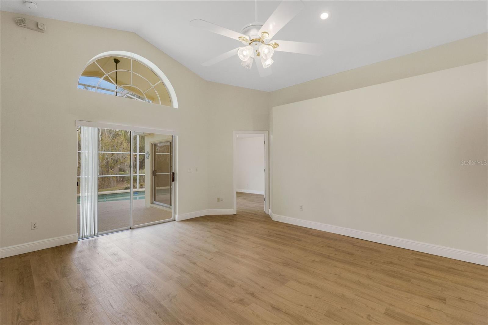 RIDGEWOOD POINTE - Residential