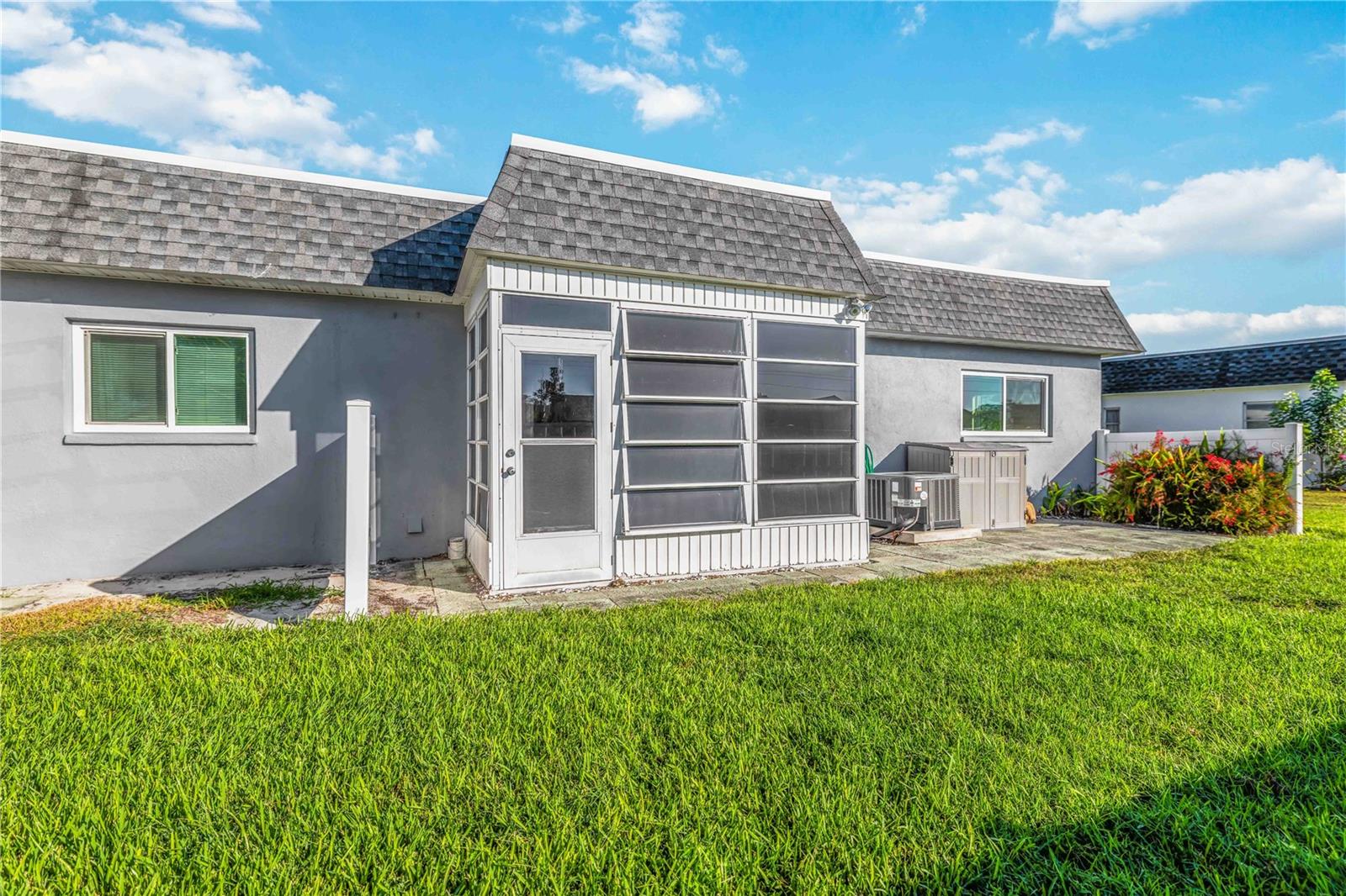 CORTEZ VILLAS CONDO 5 PH B - Residential