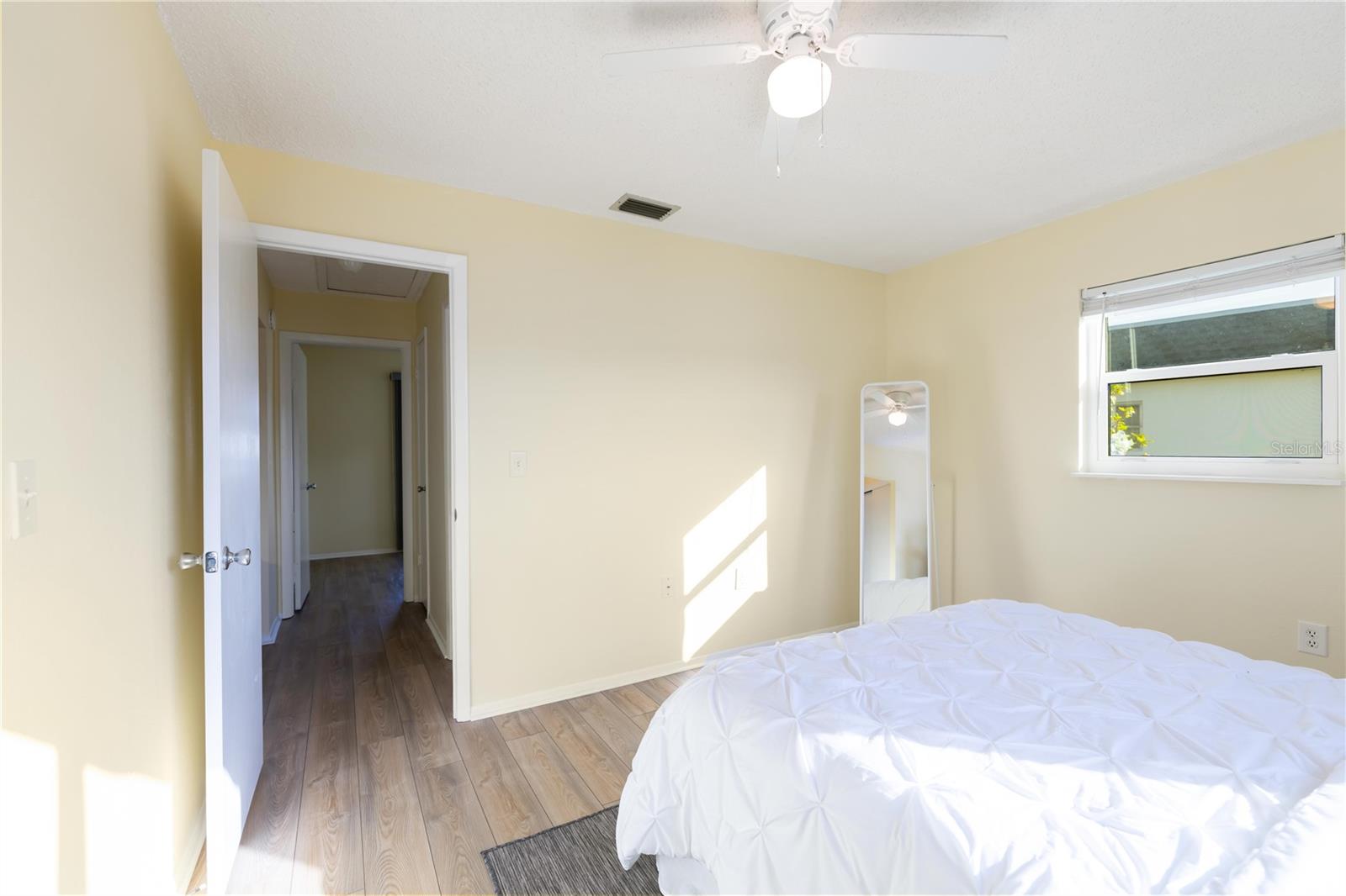 CORTEZ VILLAS CONDO 5 PH B - Residential