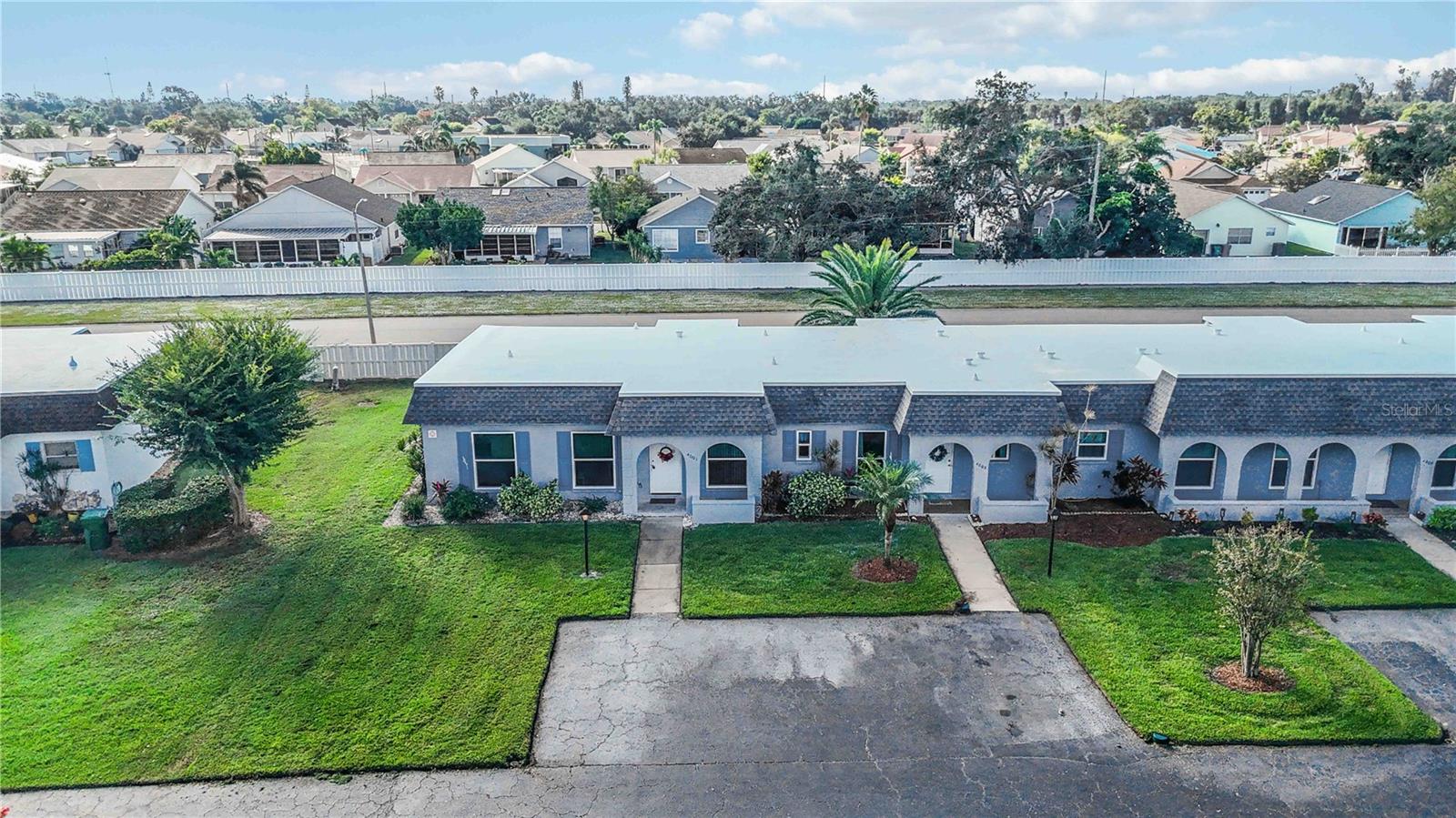 CORTEZ VILLAS CONDO 5 PH B - Residential