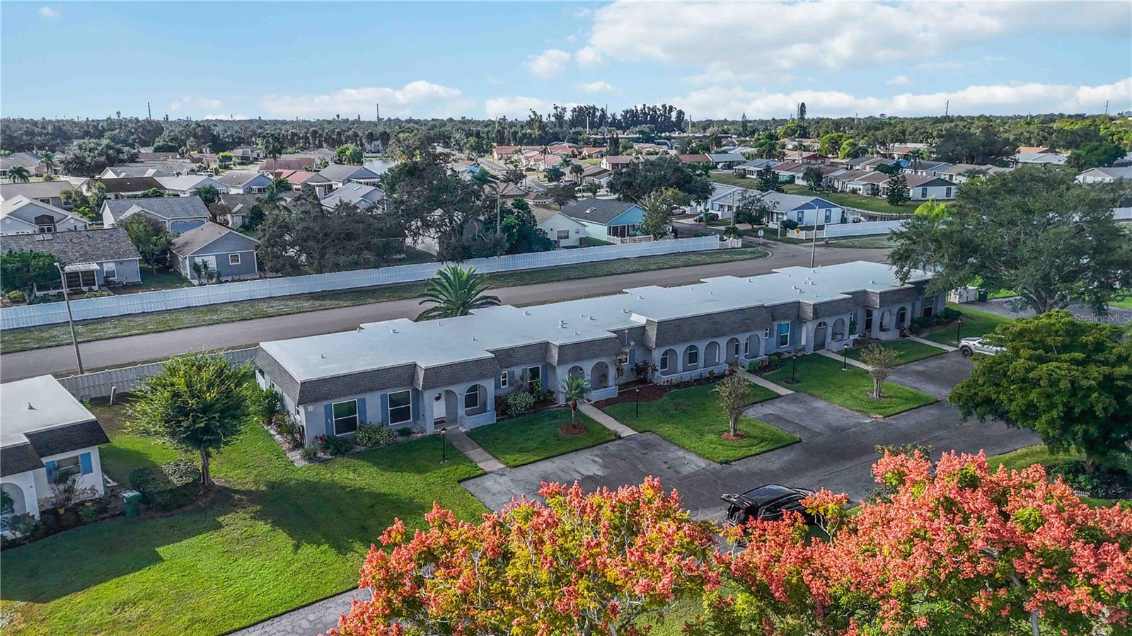 CORTEZ VILLAS CONDO 5 PH B - Residential