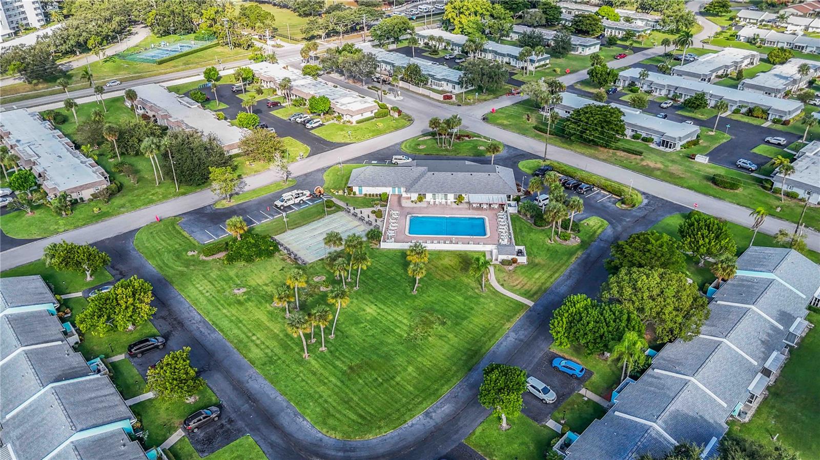 CORTEZ VILLAS CONDO 5 PH B - Residential