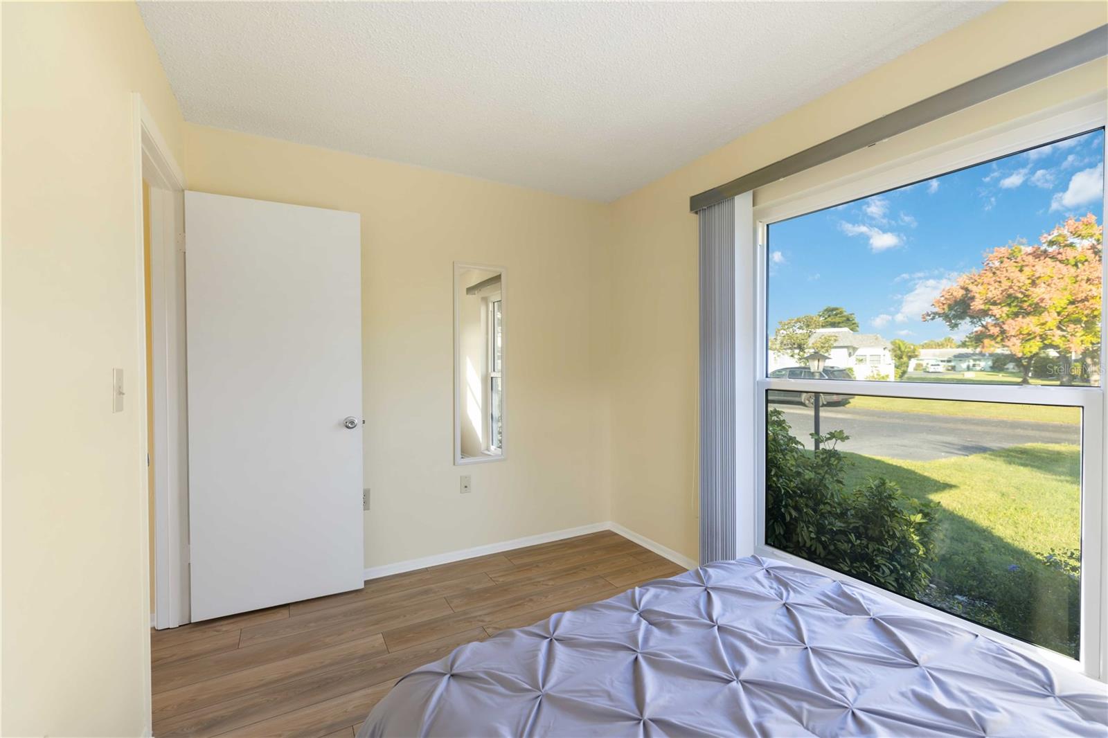 CORTEZ VILLAS CONDO 5 PH B - Residential