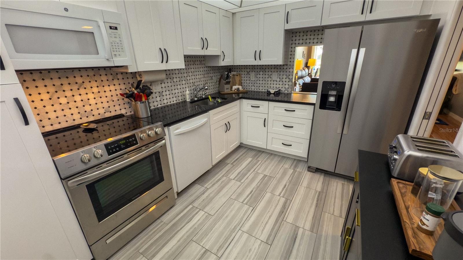 PALM AIRE CONDO 1 - Residential Lease