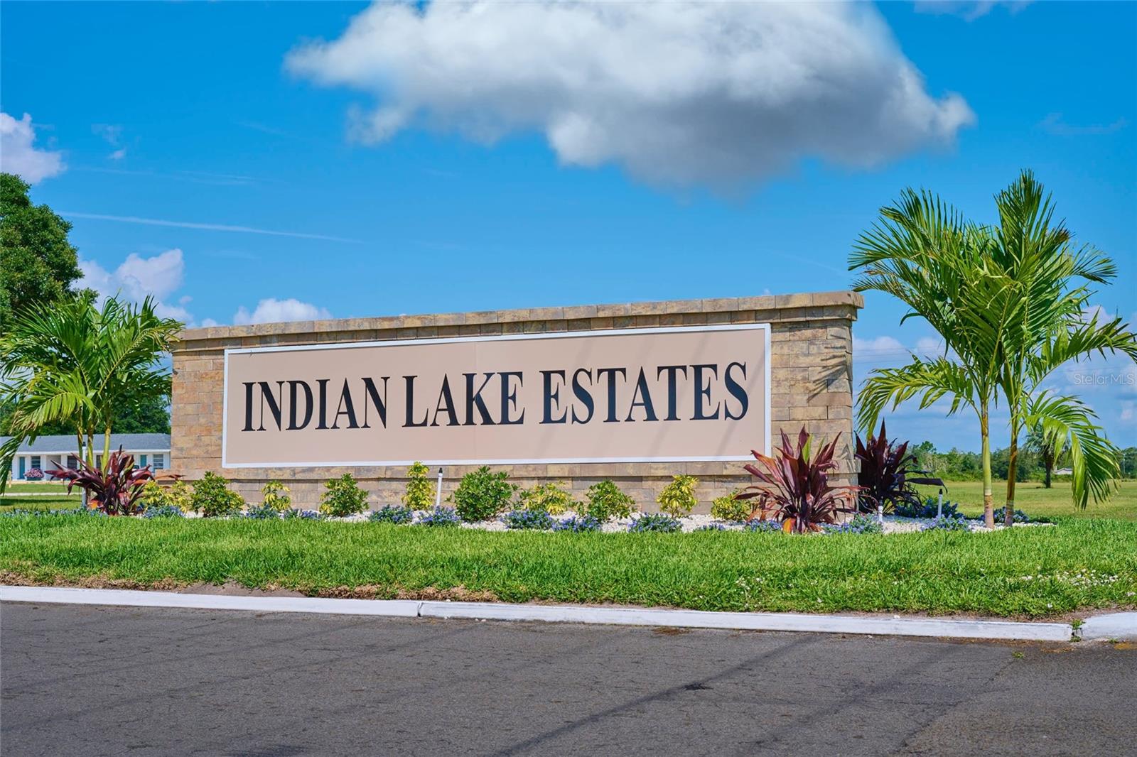 INDIAN LAKE ESTATES - Land