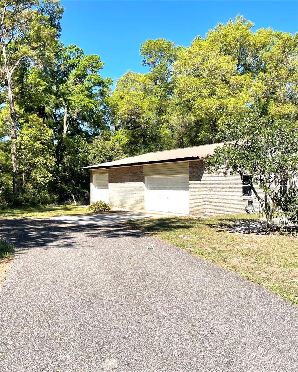 2053 BOND ROAD