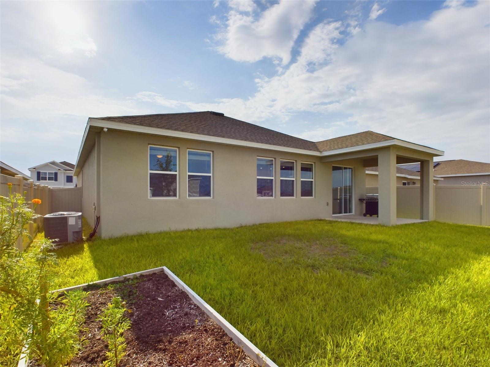 INMAN GROVES - Residential Lease