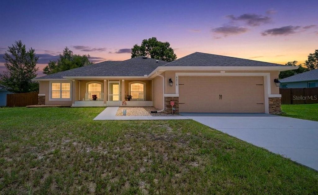 Photo of 8828 SE 160th Place, Summerfield, FL 34491 (MLS # OM728661)