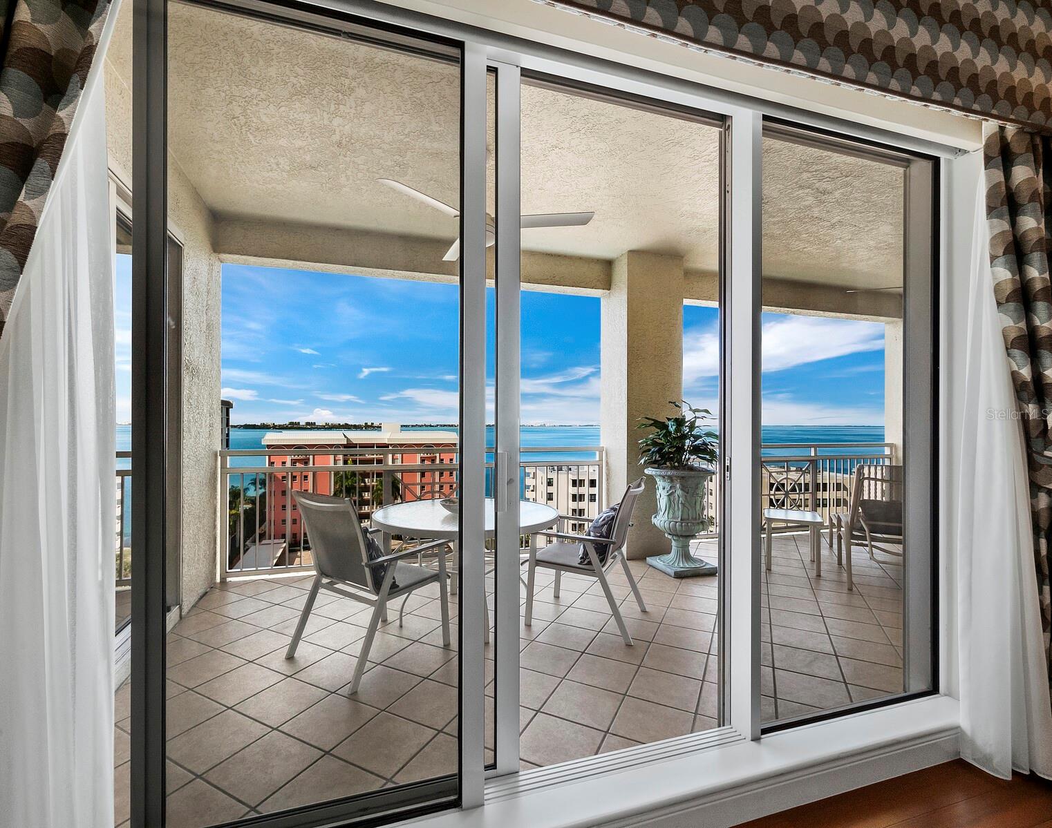 THE TOWER RESIDENCES - Residential