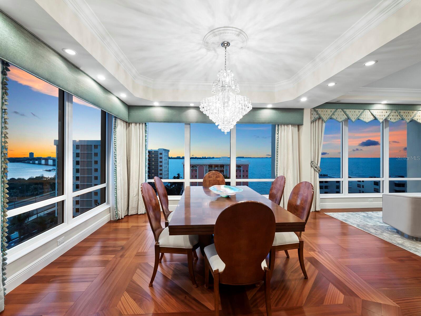 THE TOWER RESIDENCES - Residential