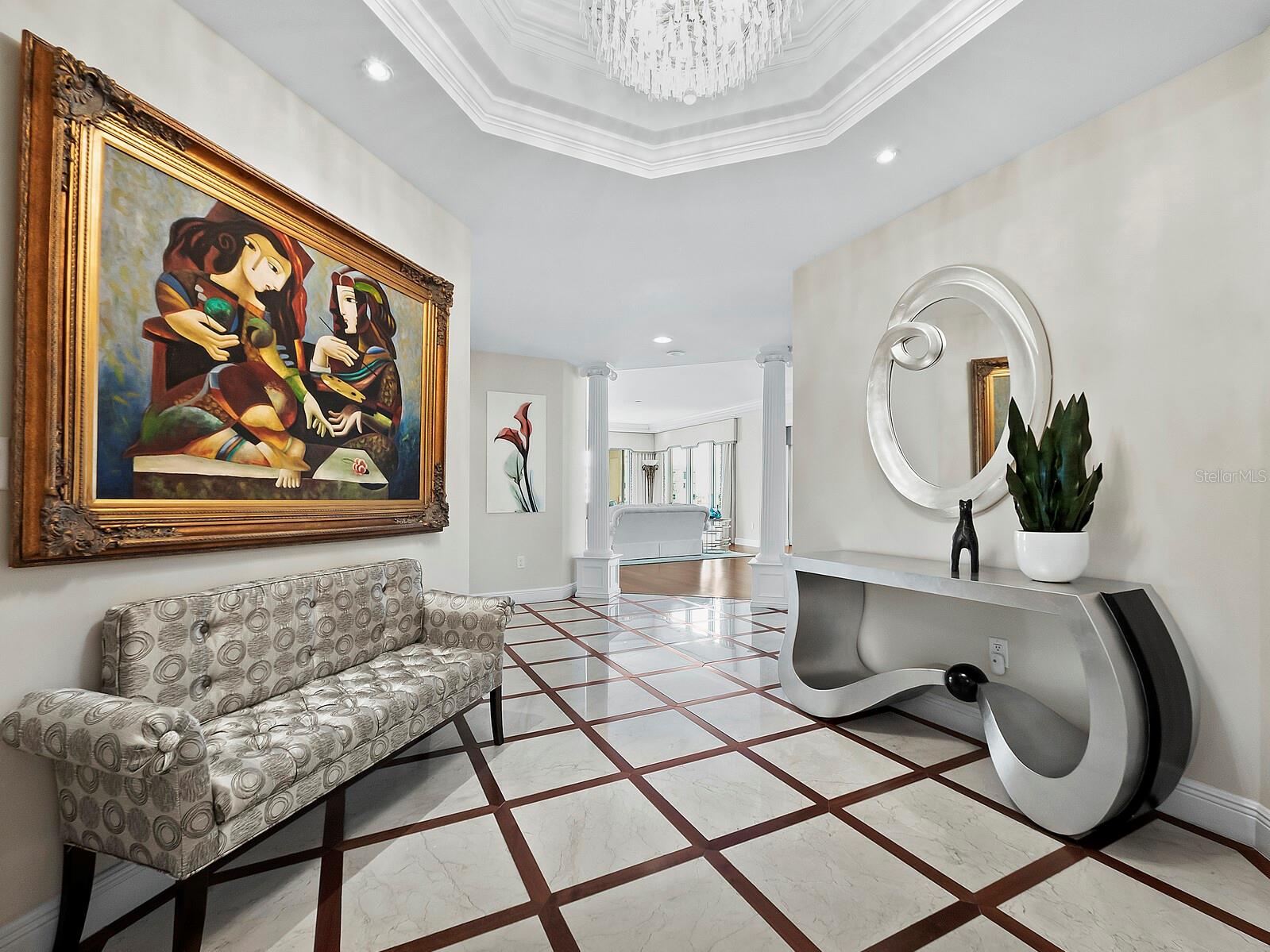 THE TOWER RESIDENCES - Residential