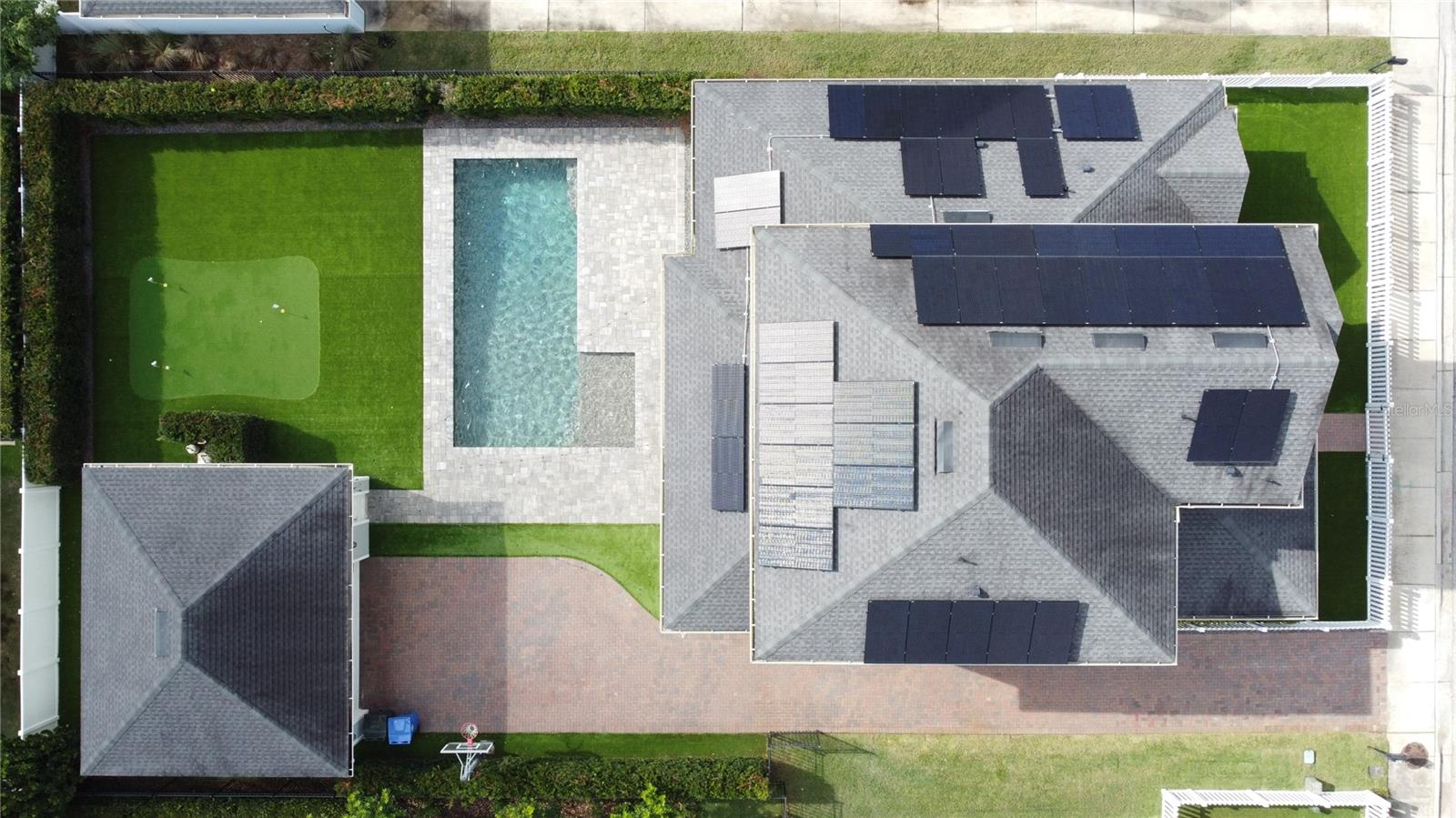 EVANS SQUARE - Residential